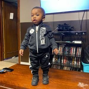 Meet your Posher, Mark